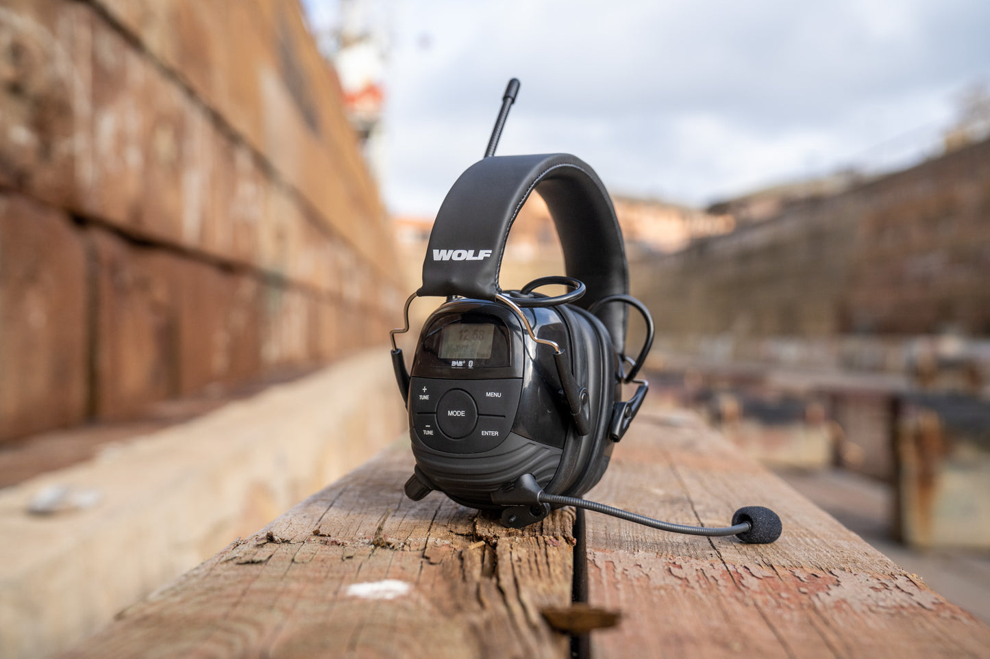 Wolf Headset Pro